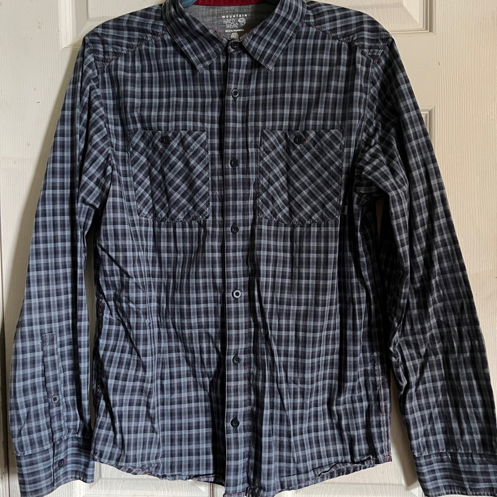 Mountain hardware men’s plaid button up